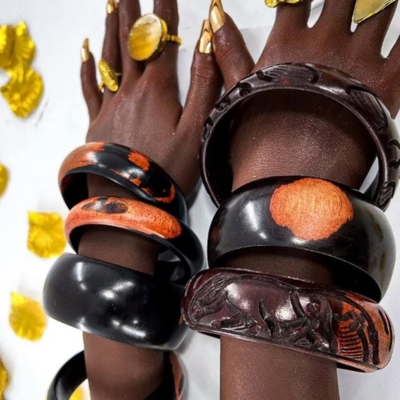 Ebony Wood Bangle Bracelet NEW Etched Engraved Designs - Picture 7 of 7